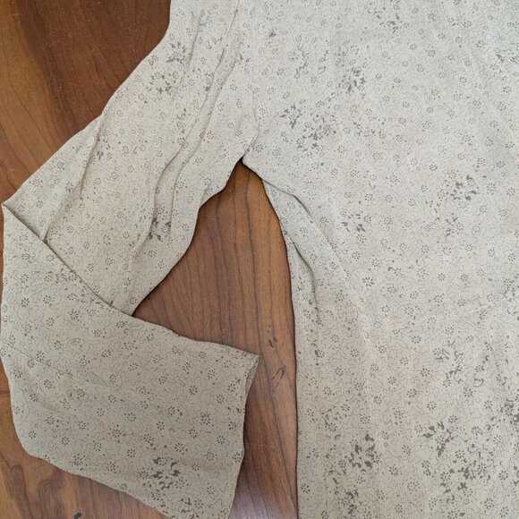 J.Jill Tan Button-Up Top Women's M Rayon Sheer Blouse Floral L/S Fairy Whimsy - Picture 13 of 16